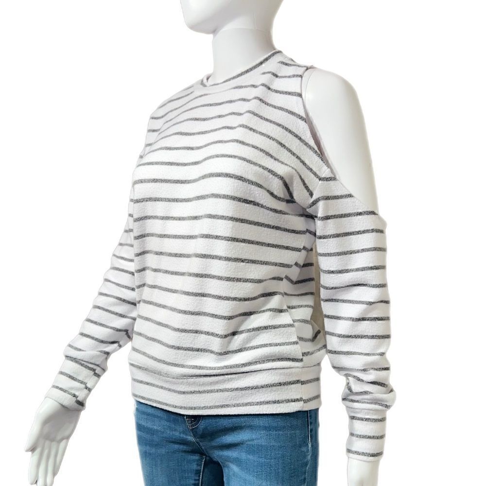 Cold  Shoulder Plush Knit  Top